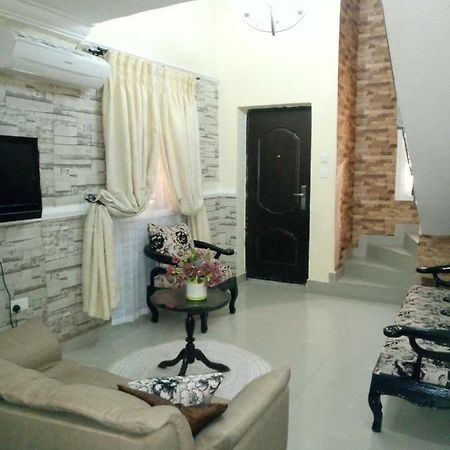 Kh Lodge Abuja Exterior photo